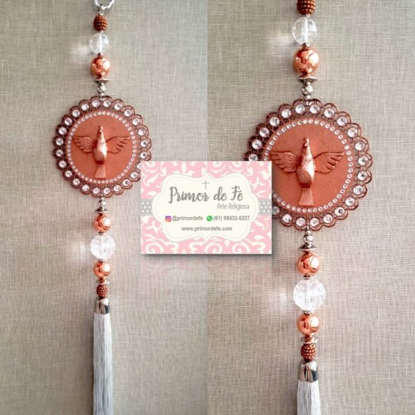 Pingente de Porta: Divino Espírito Santo – Flor Rosê Pingente de Porta: Divino Espírito Santo – Flor Rosê